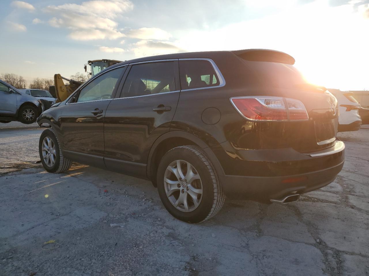 2011 MAZDA CX-9 - Image 2
