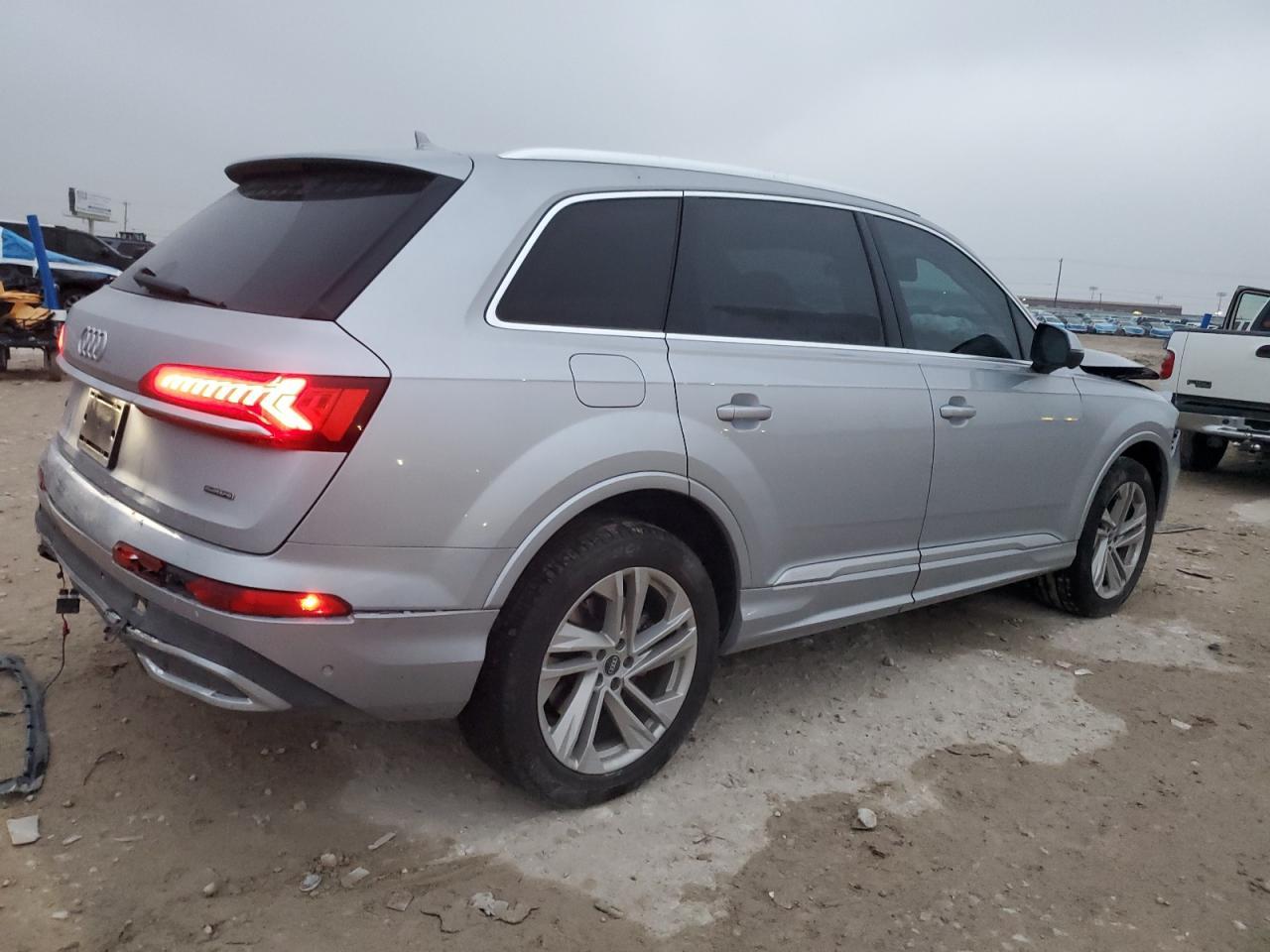 2021 AUDI Q7 PREMIUM - Image 3