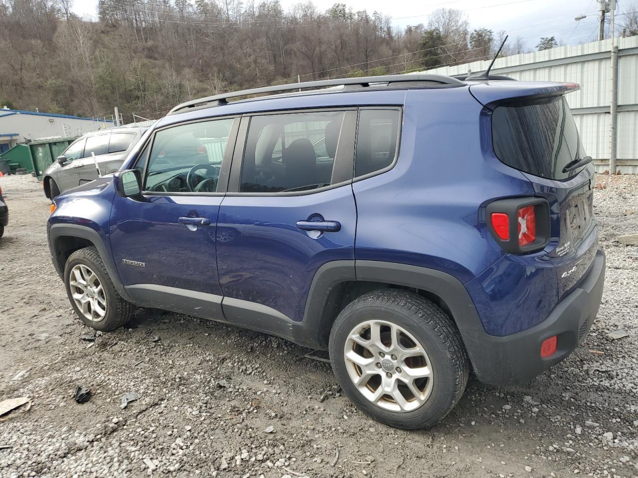 2016 JEEP RENEGADE L - Image 2