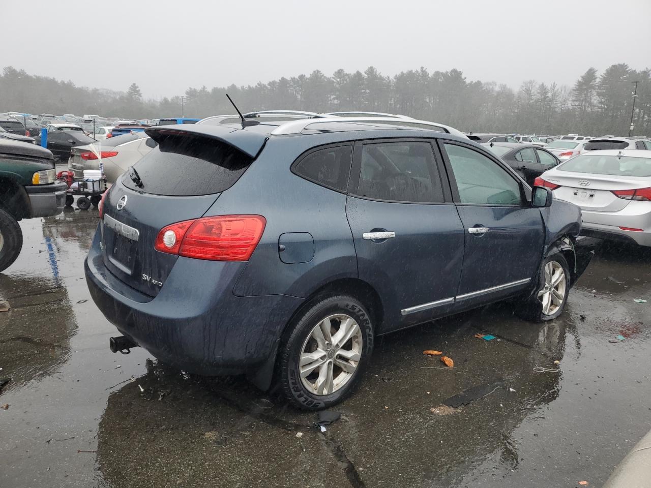 2013 NISSAN ROGUE S - Image 3