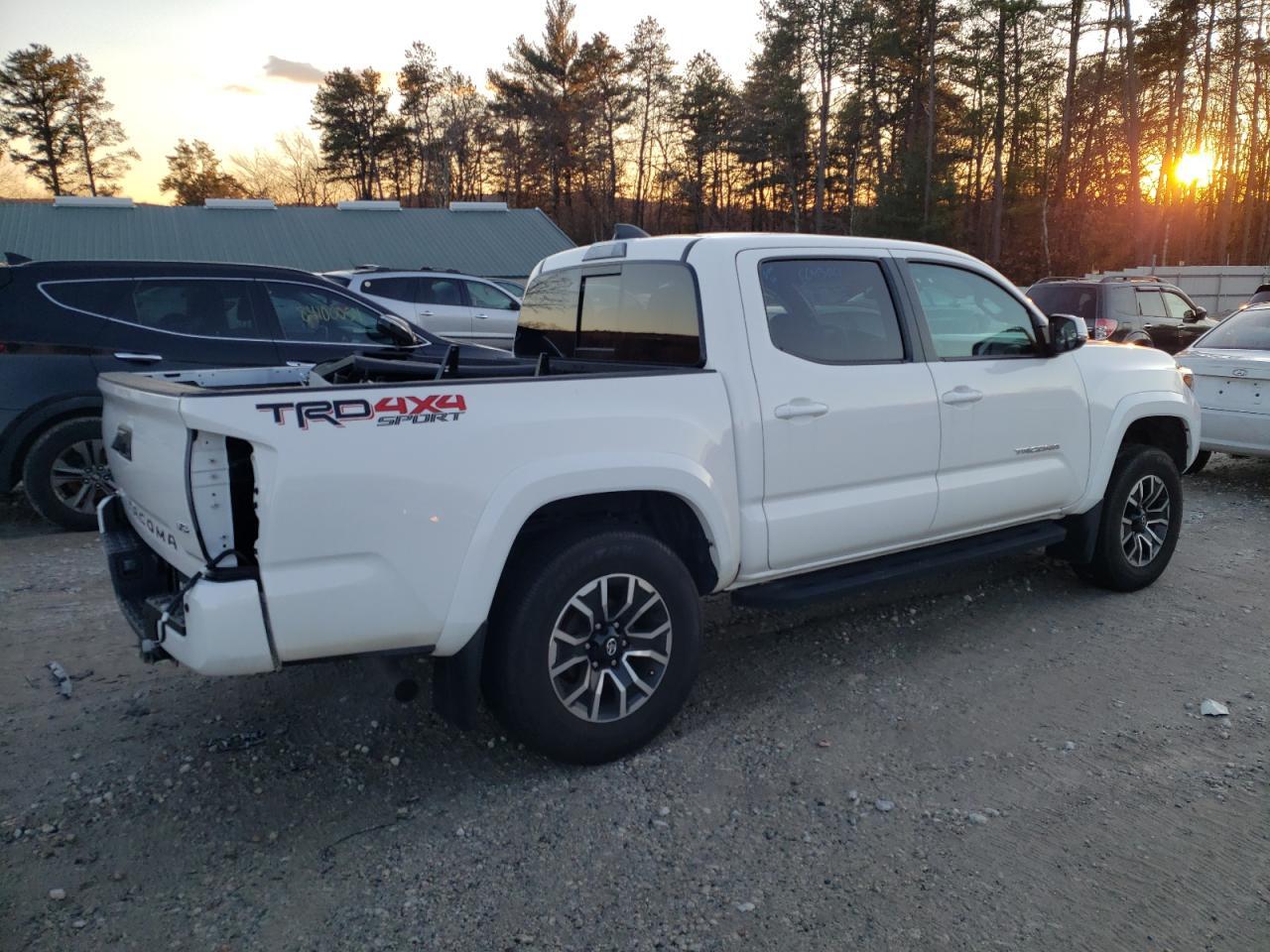 2023 TOYOTA TACOMA DOU - Фото 3