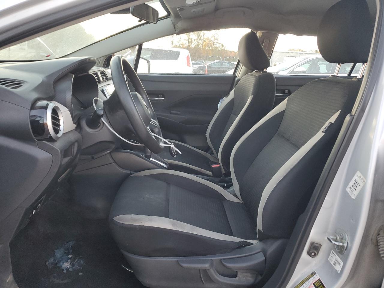 2021 NISSAN VERSA SV - Фото 7