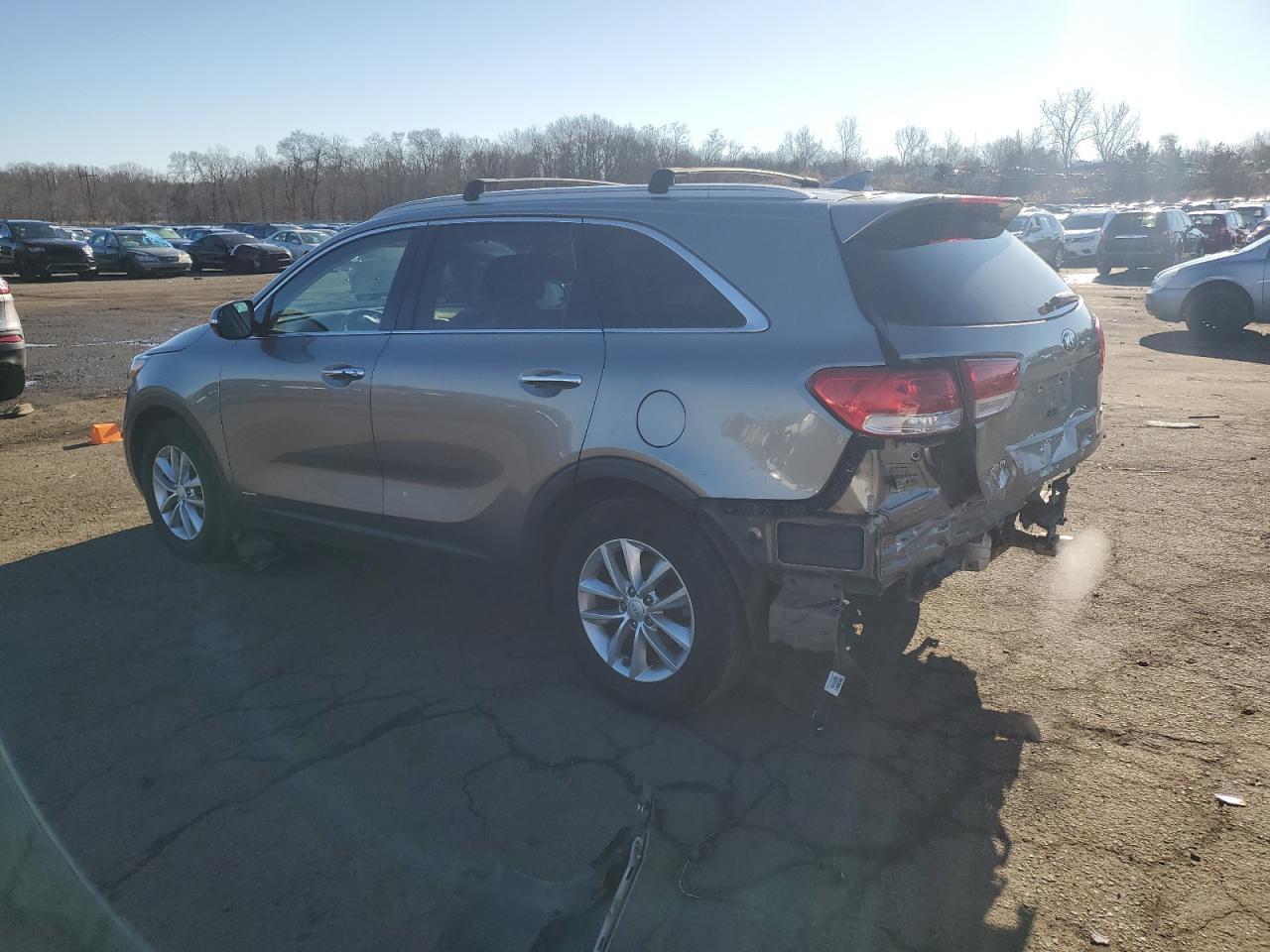 2017 KIA SORENTO LX - Фото 2