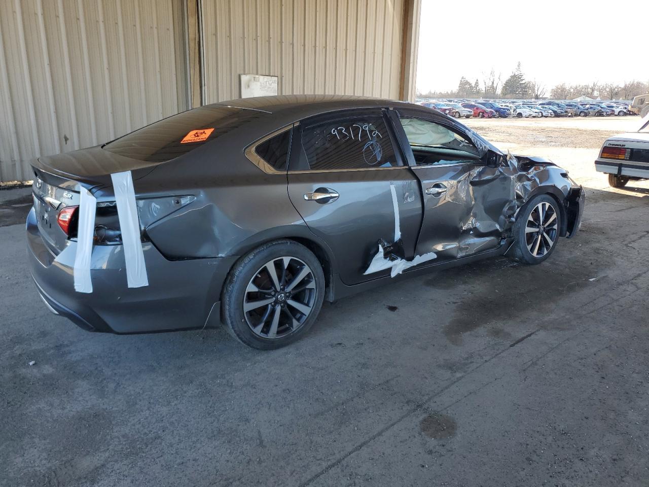 2016 NISSAN ALTIMA 2.5 - Фото 3