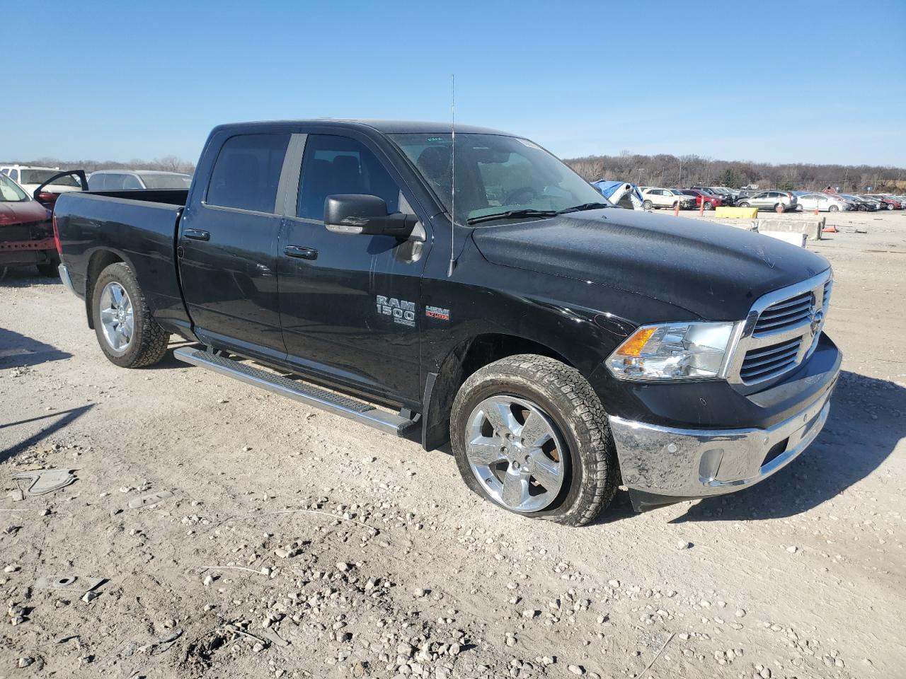 2019 RAM 1500 CLASS - Фото 4
