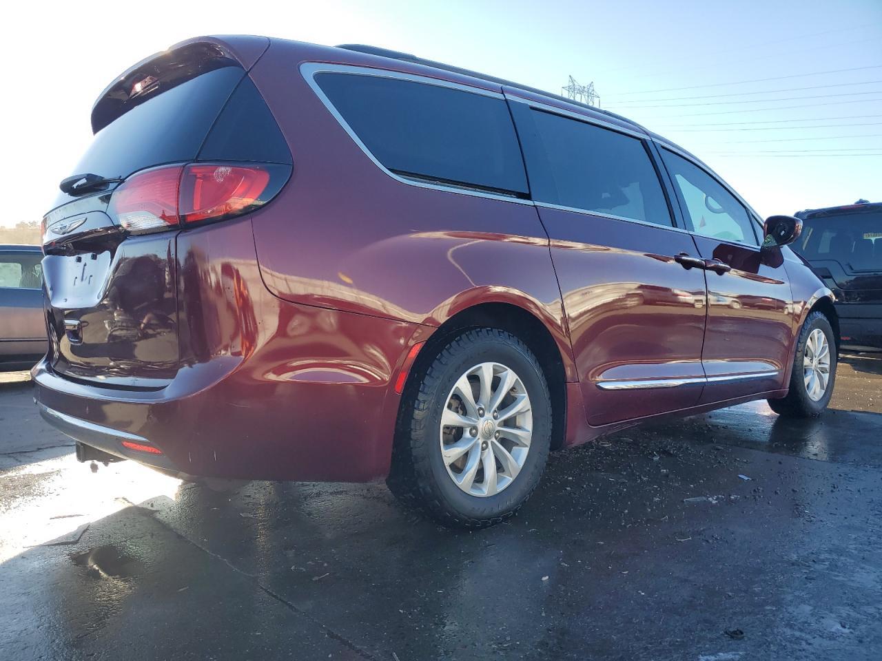 2017 CHRYSLER PACIFICA T - Фото 3