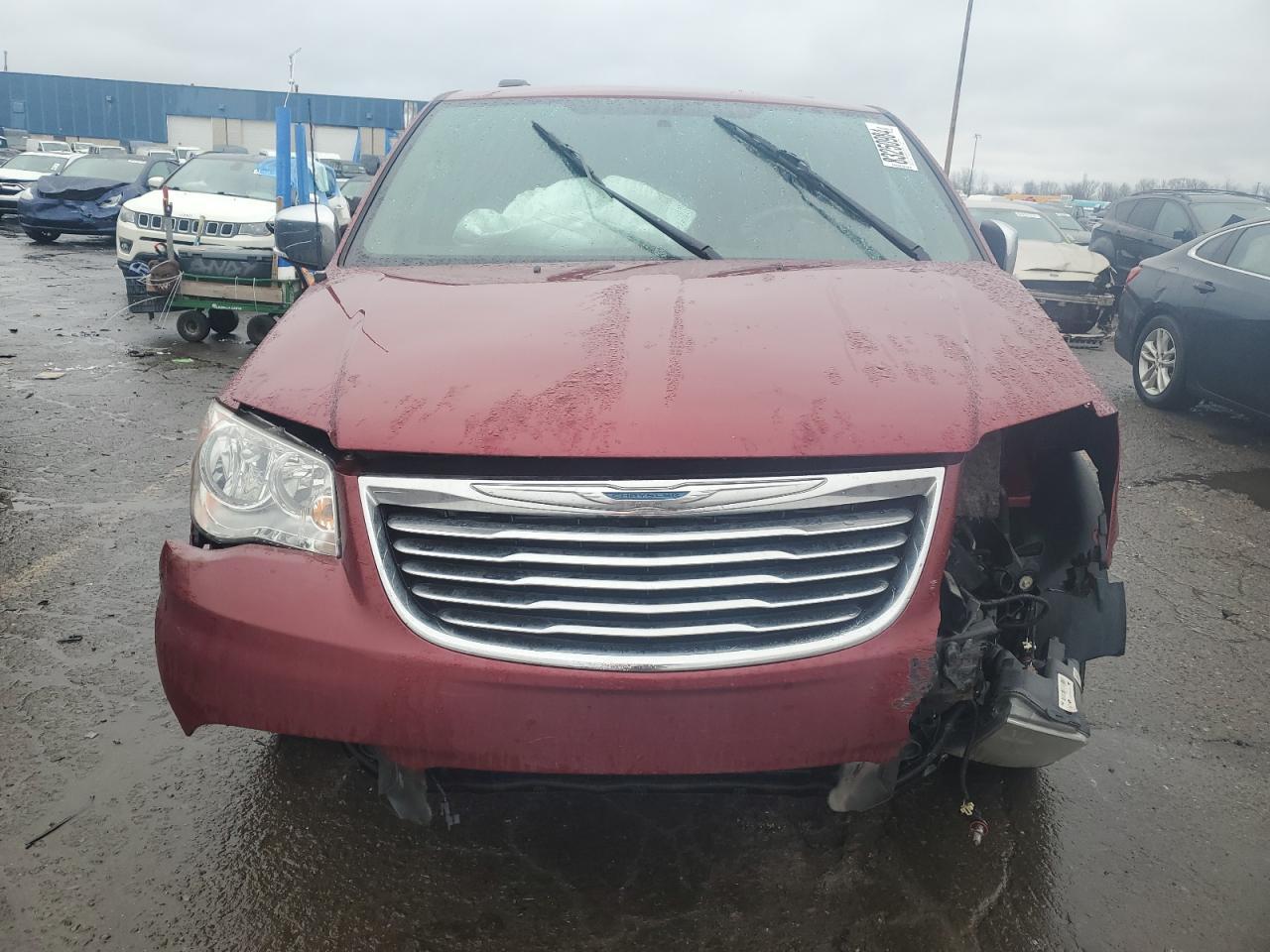 2014 CHRYSLER TOWN & COU - Фото 5