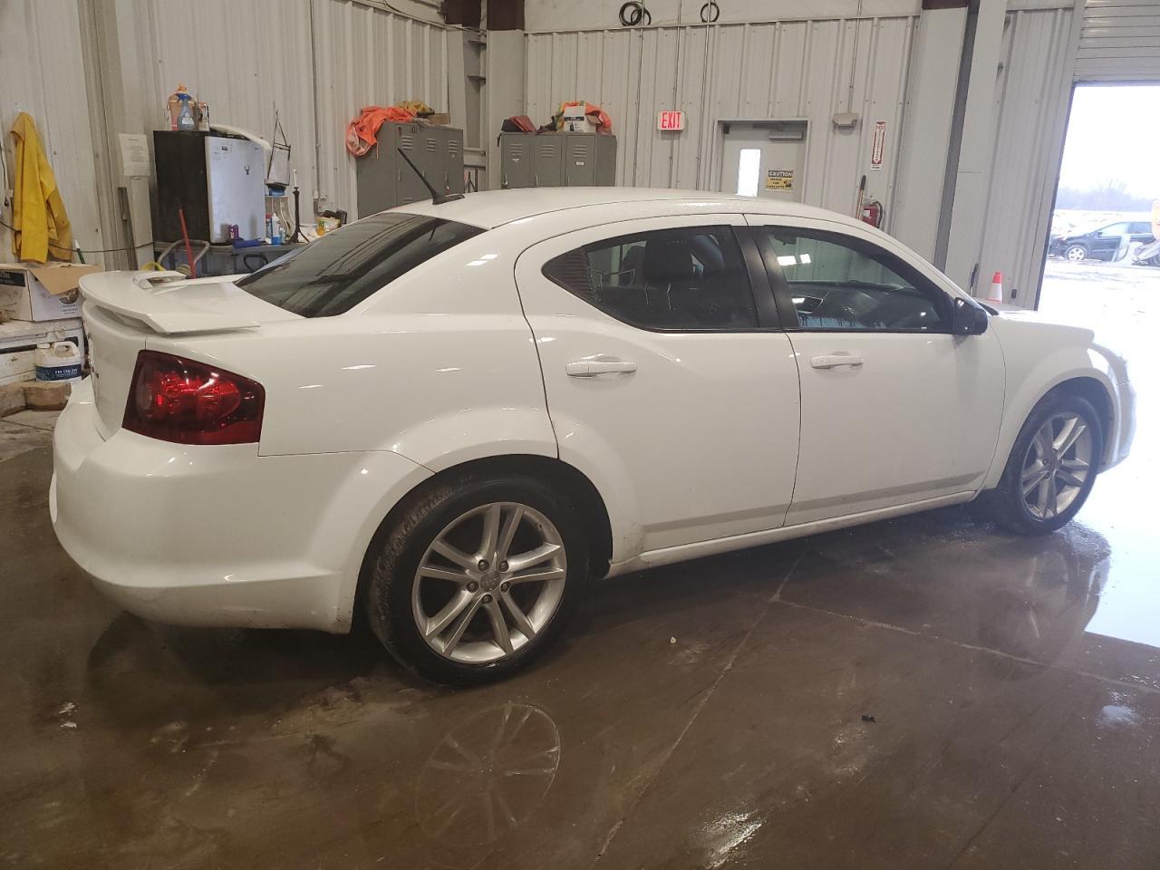 2014 DODGE AVENGER SE - Фото 3