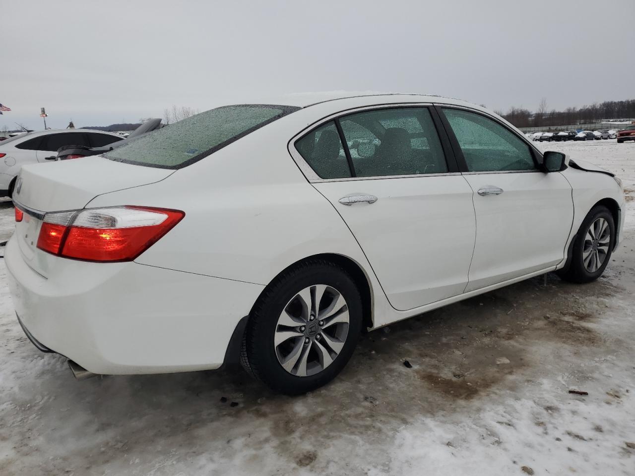 2014 HONDA ACCORD LX - Фото 3