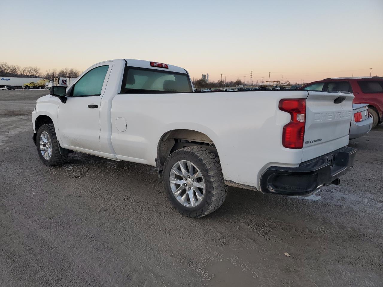 2020 CHEVROLET SILVERADO - Image 2