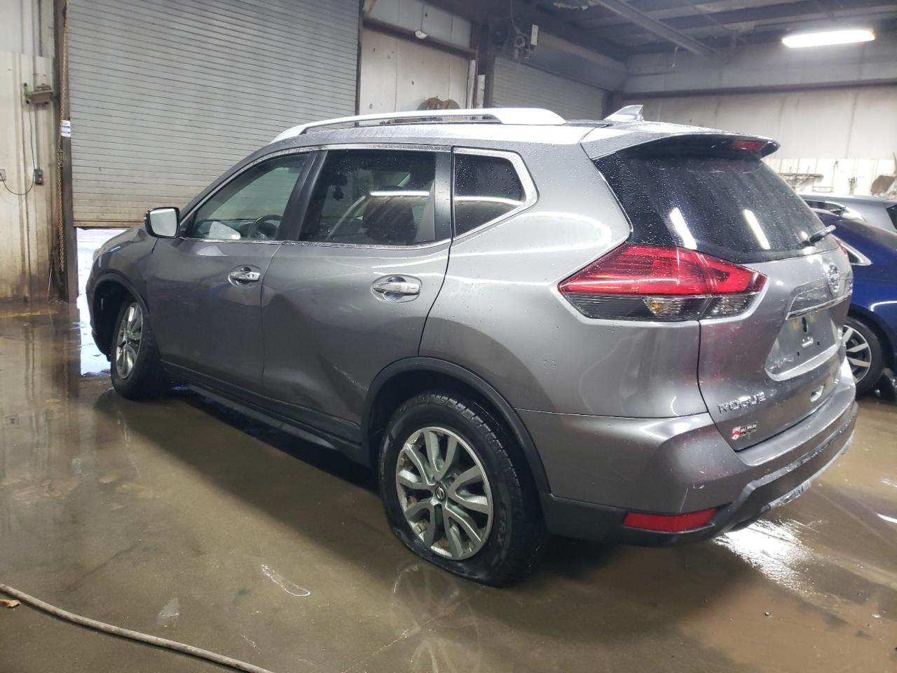 2017 NISSAN ROGUE S - Image 2