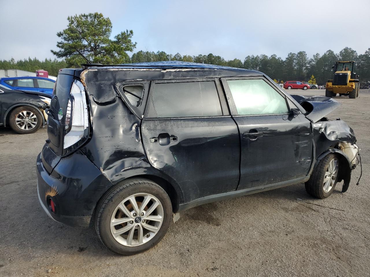 2019 KIA SOUL + - Image 3