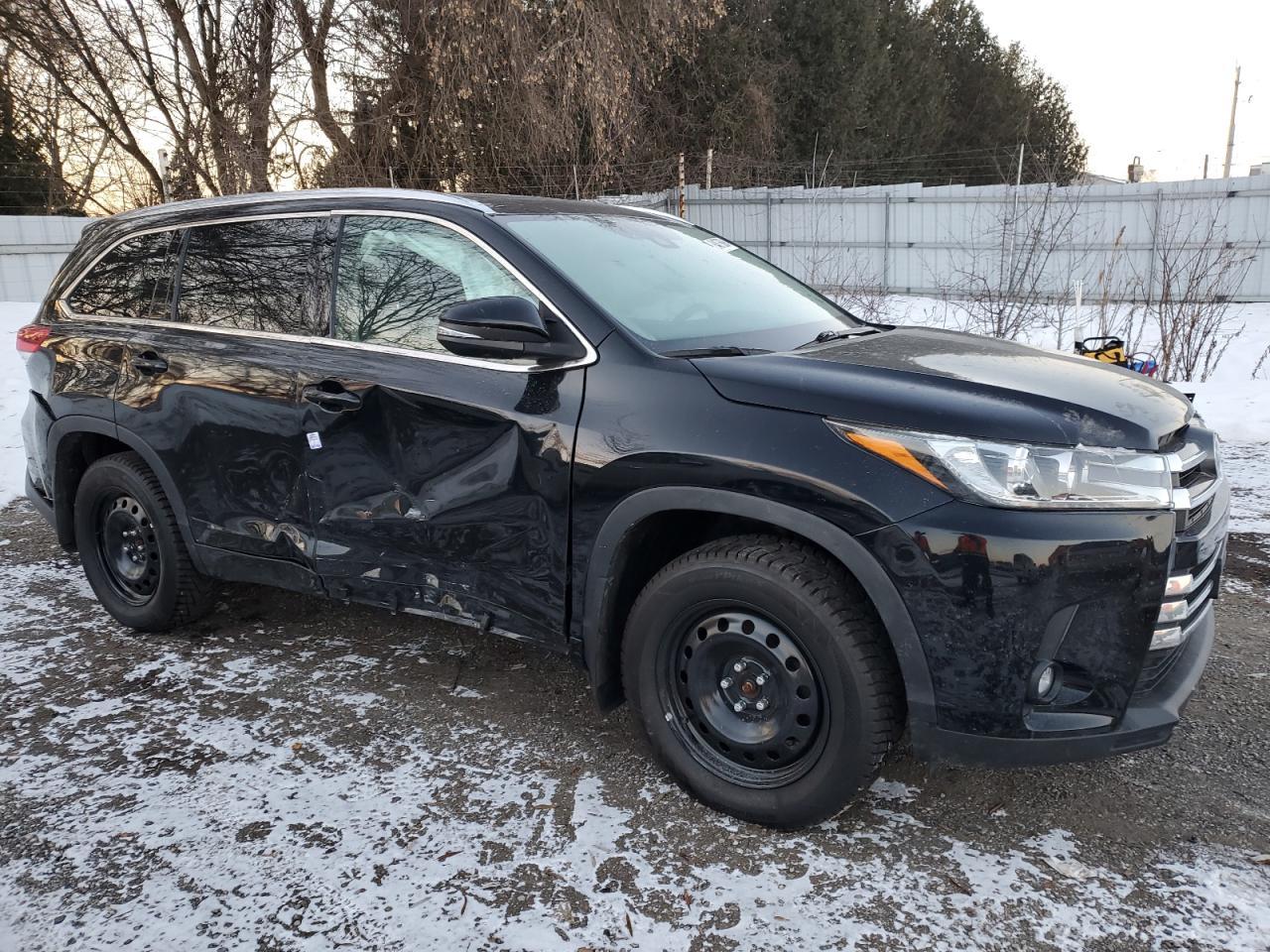 2019 TOYOTA HIGHLANDER - Image 4