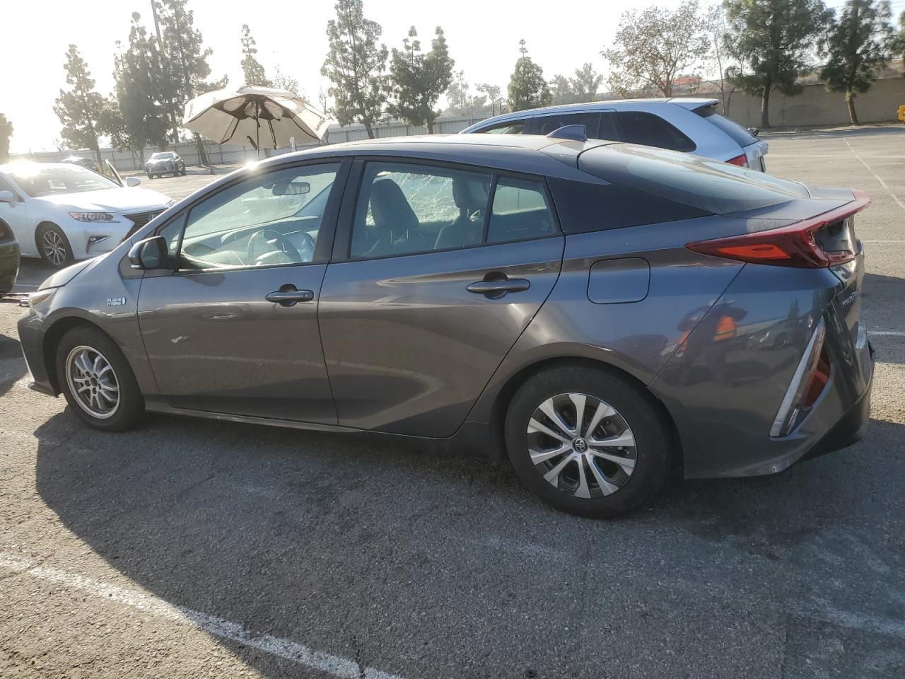 2022 TOYOTA PRIUS PRIM - Image 2