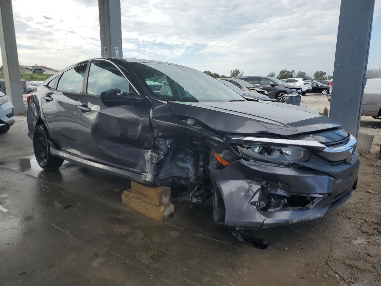 2017 HONDA CIVIC LX - Фото 4