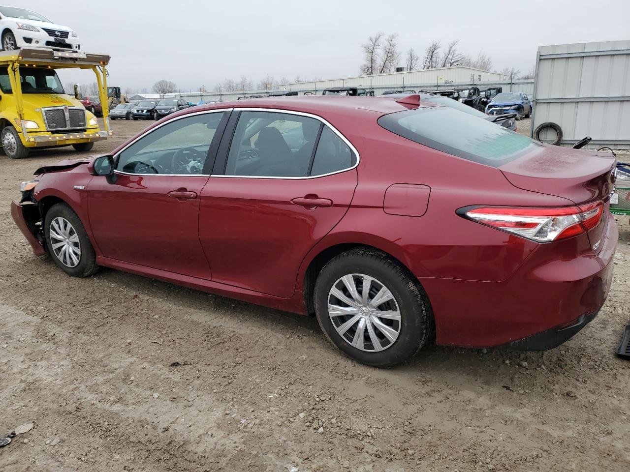 2020 TOYOTA CAMRY LE - Фото 2