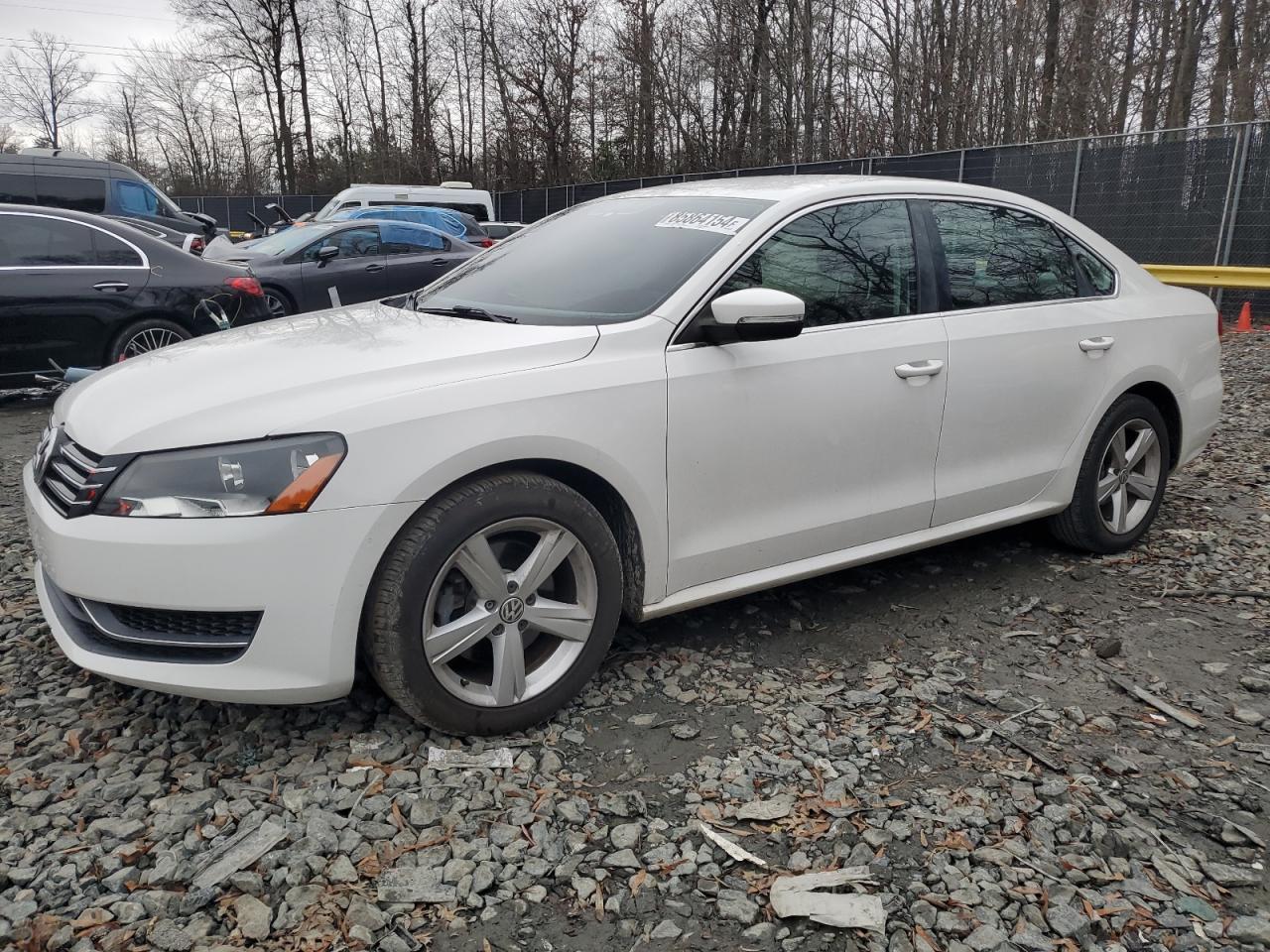 2013 VOLKSWAGEN PASSAT SE