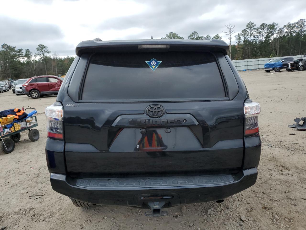 2019 TOYOTA 4RUNNER SR - Фото 6