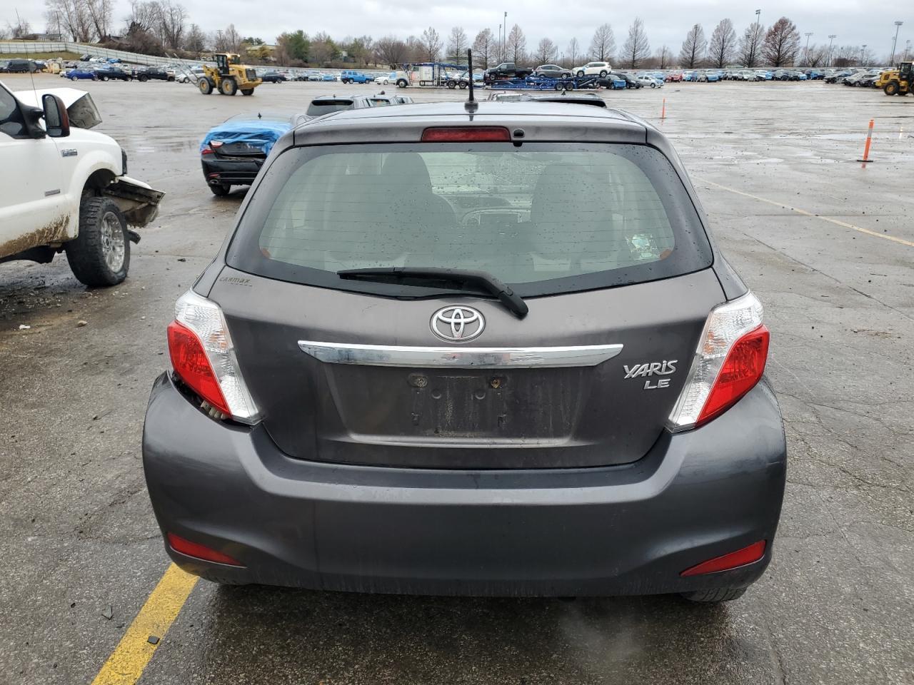 2014 TOYOTA YARIS - Фото 6