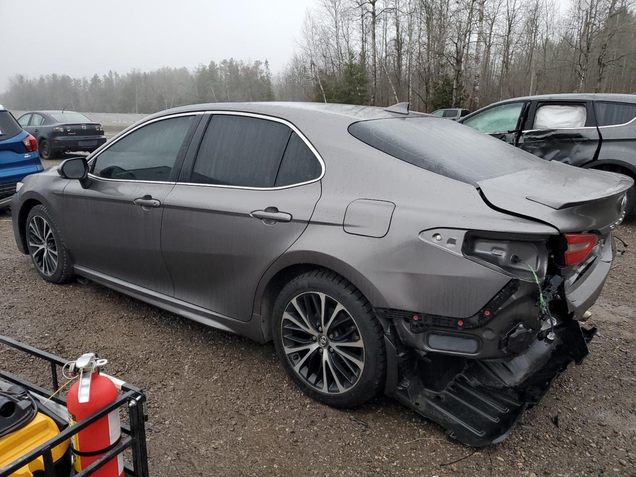 2018 TOYOTA CAMRY L - Фото 2