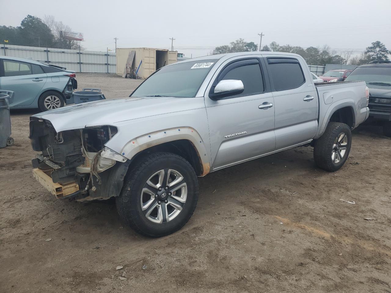 2017 TOYOTA TACOMA DOU