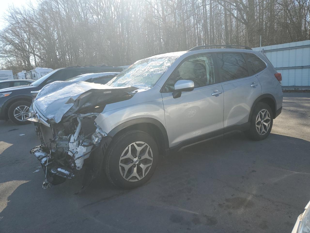 2021 SUBARU FORESTER P