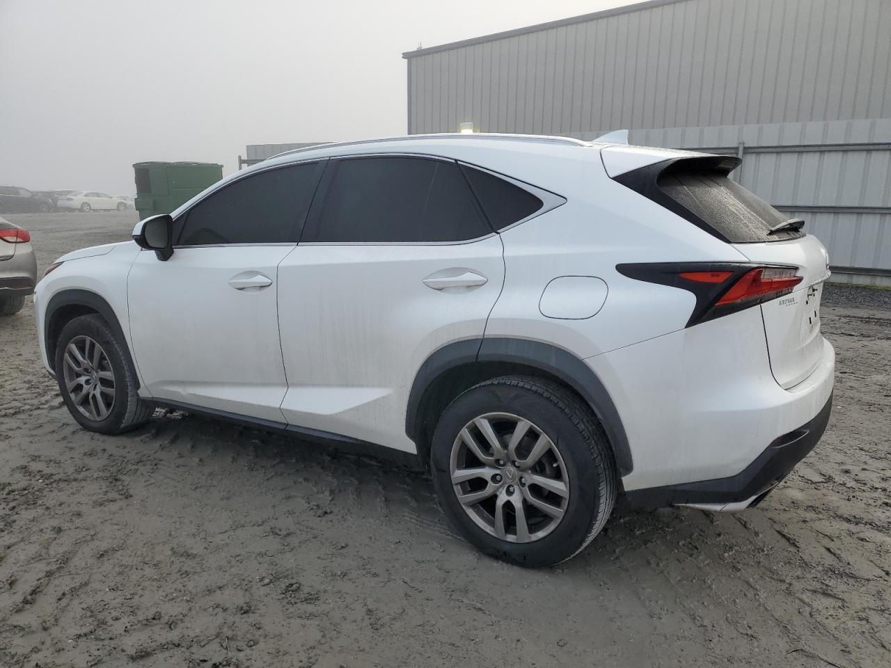 2016 LEXUS NX 200T BA - Фото 2
