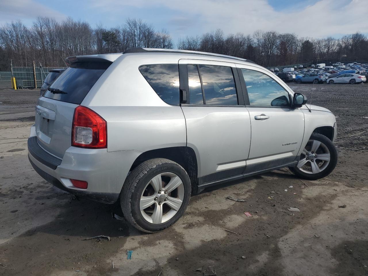 2011 JEEP COMPASS SP - Фото 3