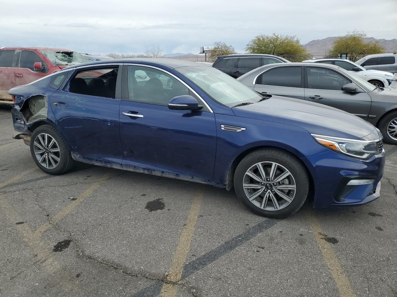 2019 KIA OPTIMA LX - Фото 4