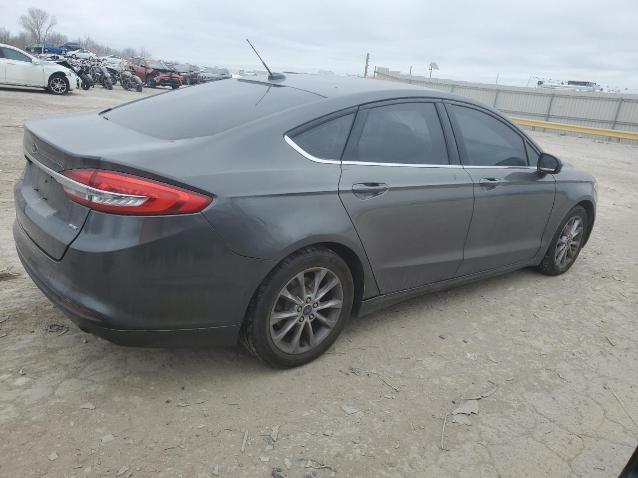 2017 FORD FUSION SE - Фото 3