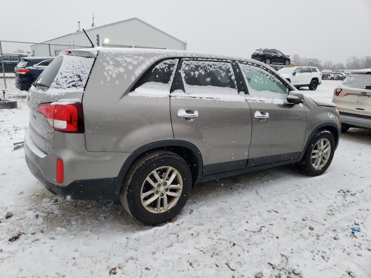 2014 KIA SORENTO LX - Image 3