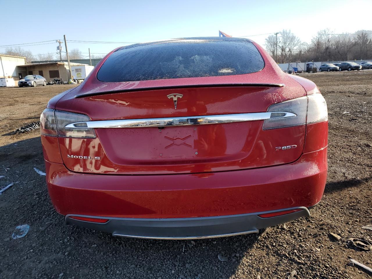 2015 TESLA MODEL S 85 - Image 6