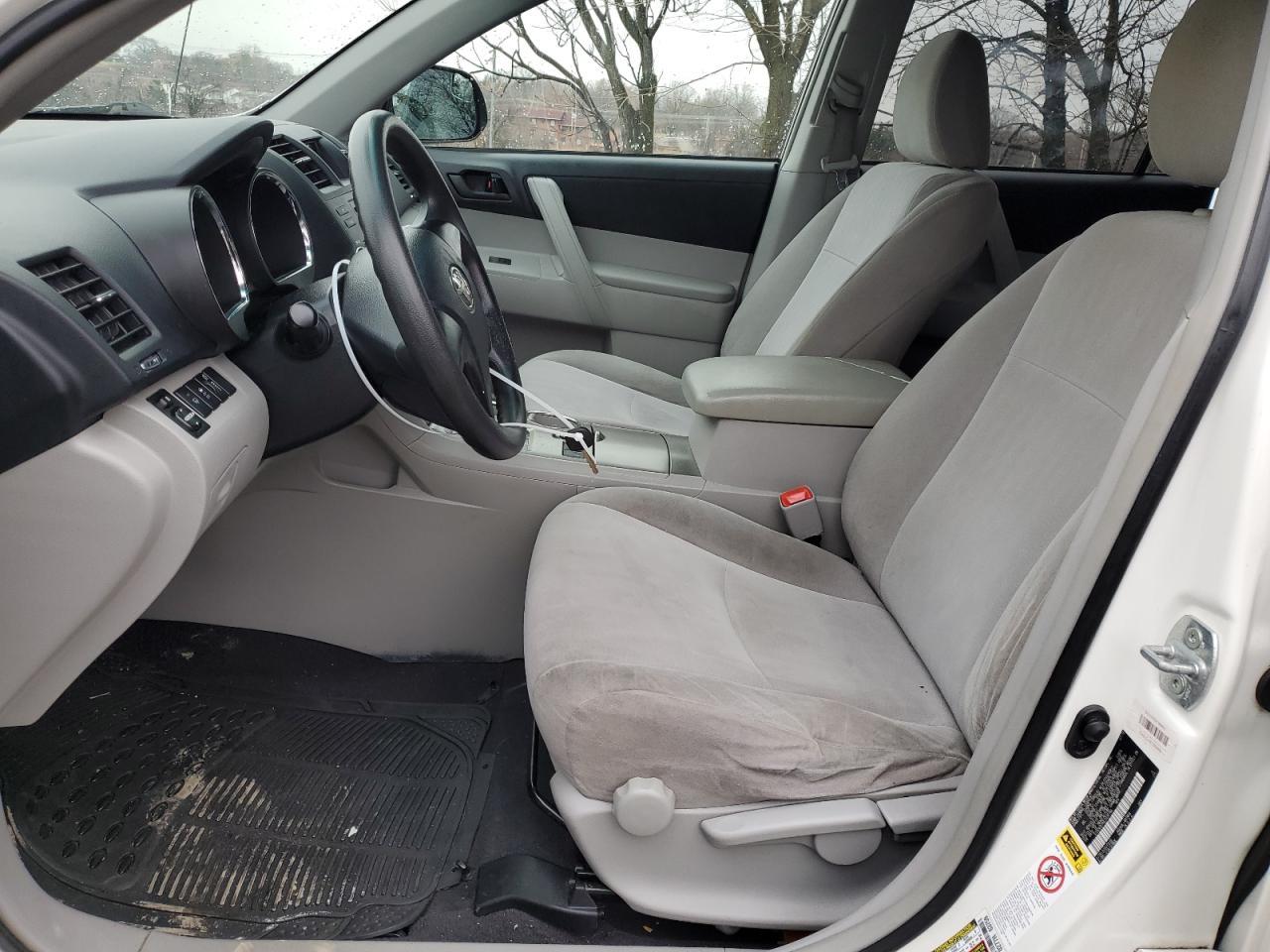 2012 TOYOTA HIGHLANDER - Image 7