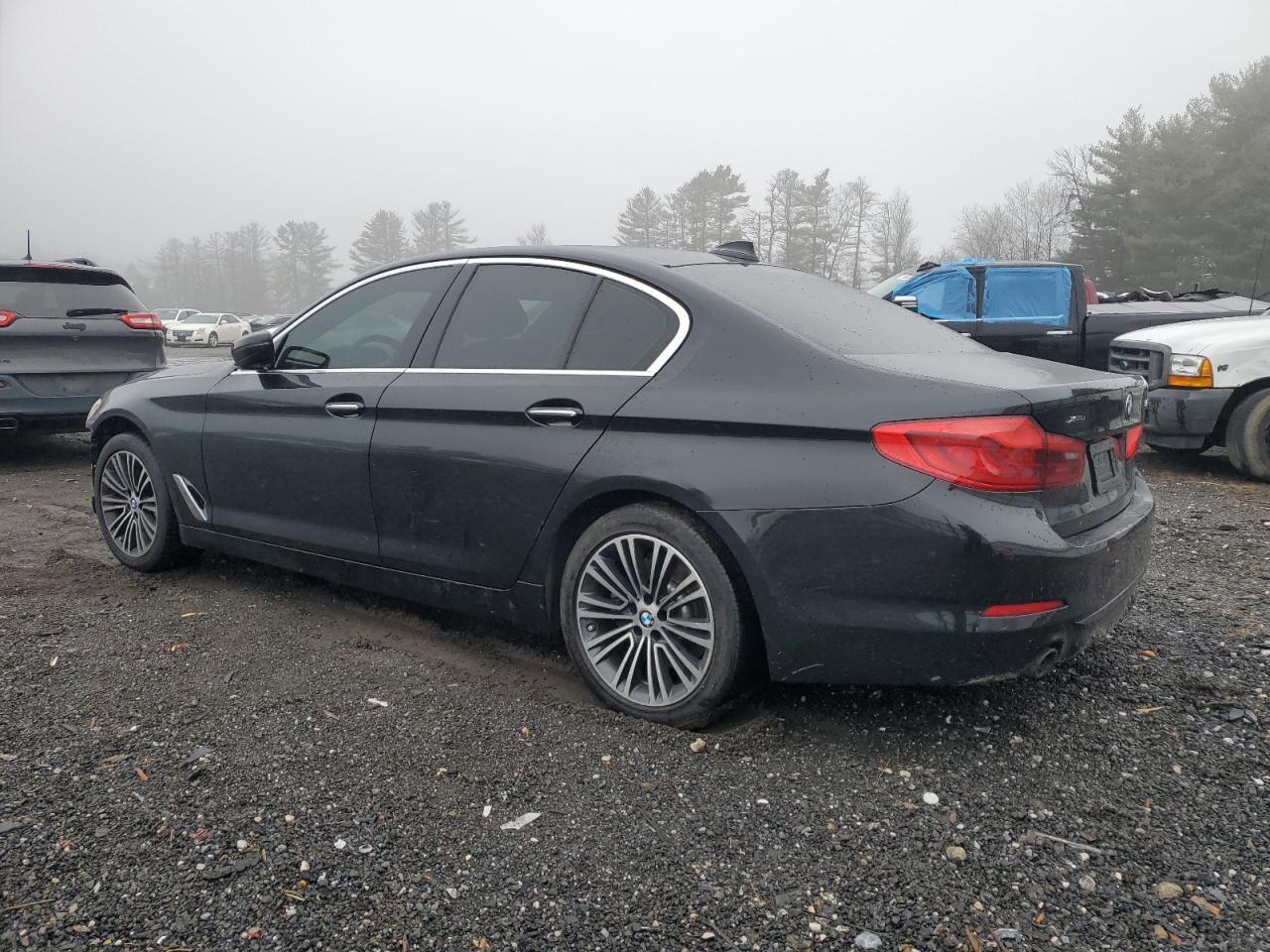 2018 BMW 530 XI - Image 2