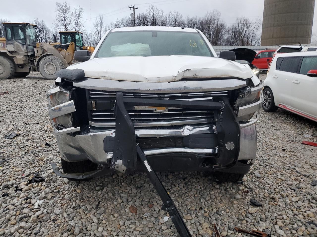 2015 CHEVROLET SILVERADO - Фото 5