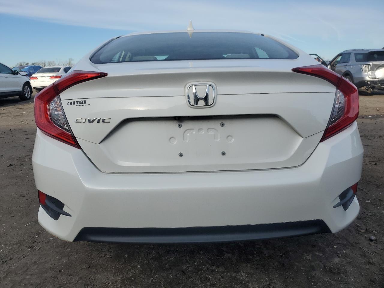 2018 HONDA CIVIC EX - Image 6