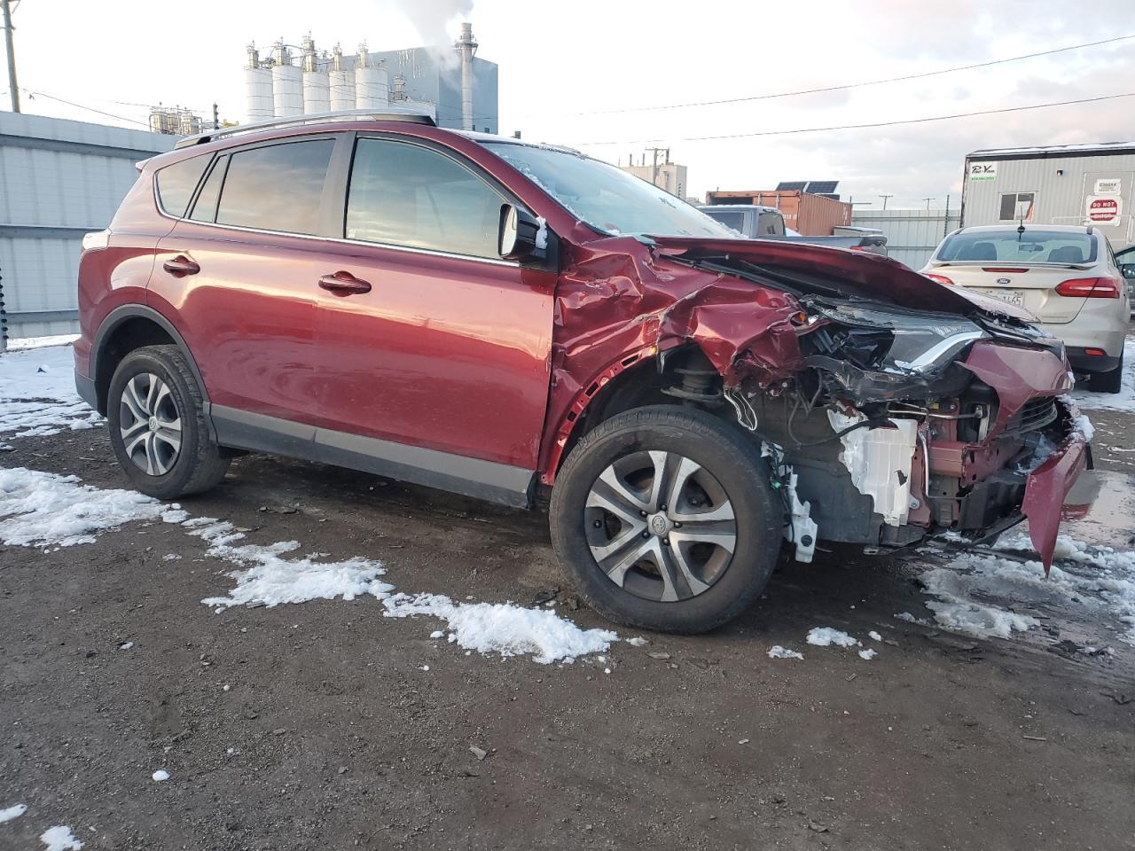 2018 TOYOTA RAV4 LE - Image 4