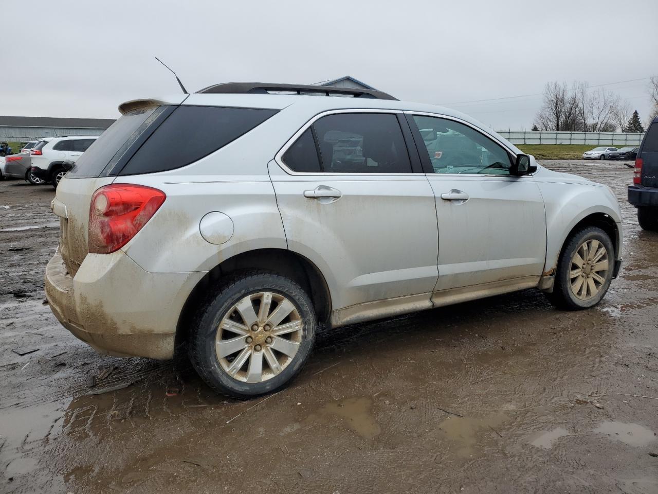 2011 CHEVROLET EQUINOX LT - Фото 3
