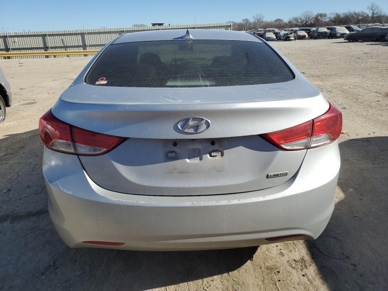 2013 HYUNDAI ELANTRA GL - Image 6