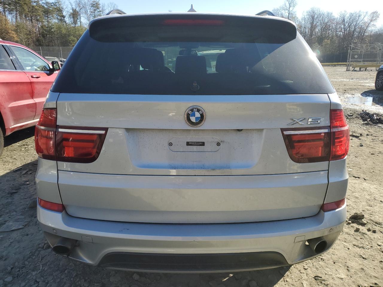 2013 BMW X5 XDRIVE3 - Image 6