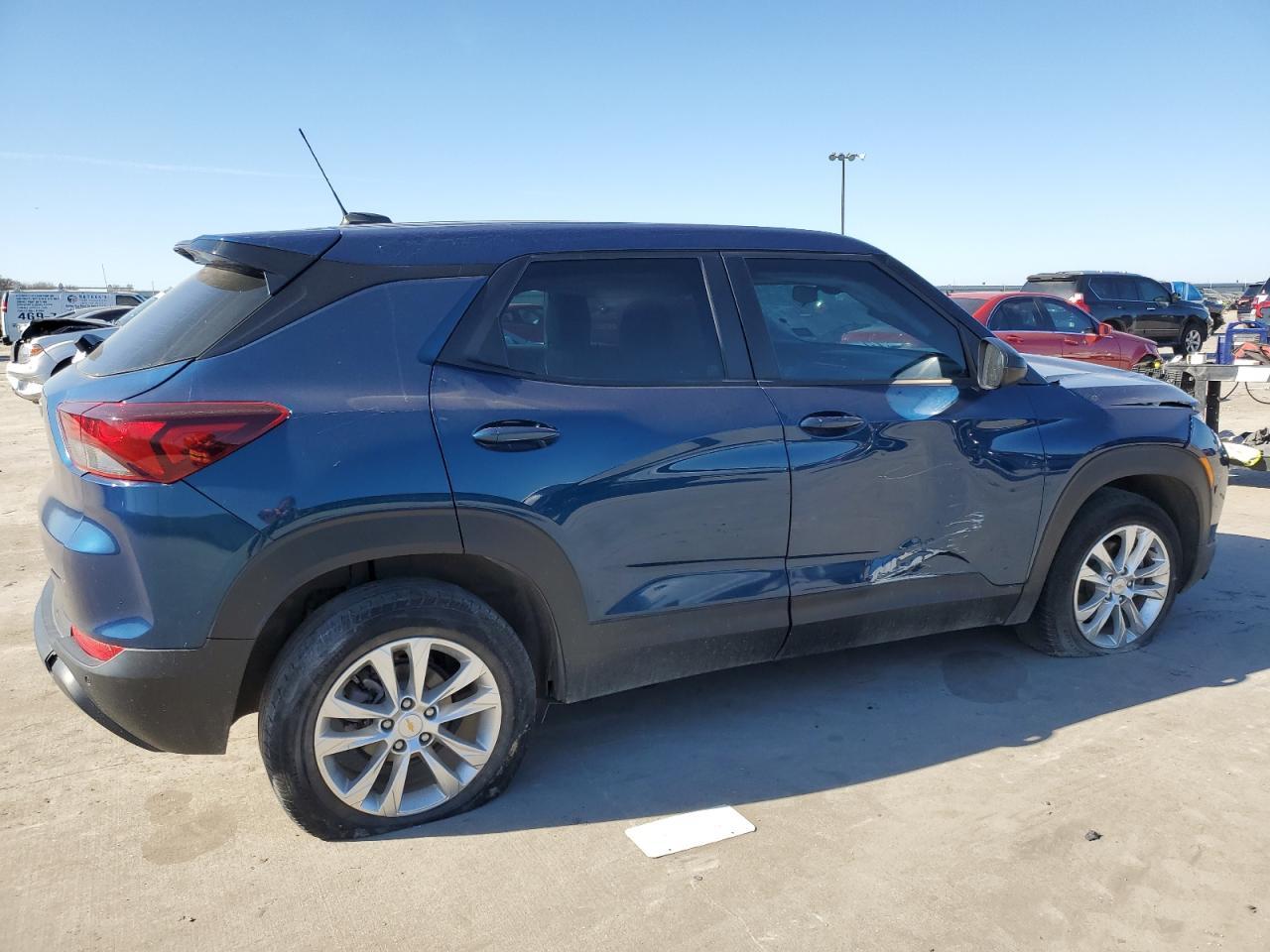 2021 CHEVROLET TRAILBLAZE - Image 3