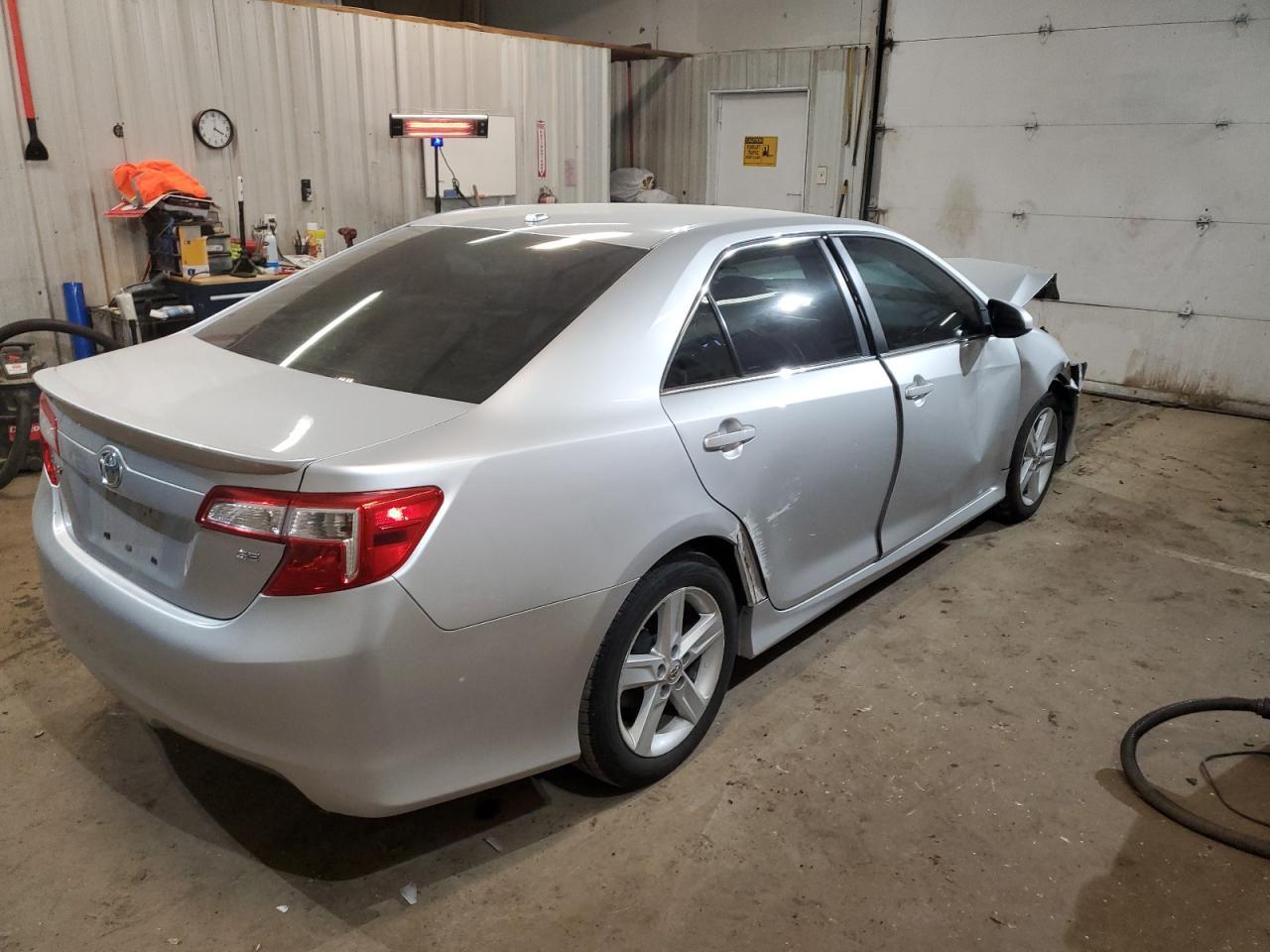 2013 TOYOTA CAMRY L - Image 3