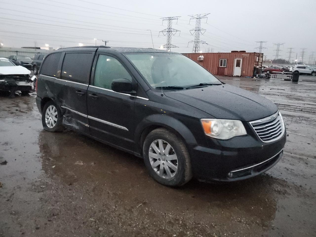 2014 CHRYSLER TOWN & COU - Image 4