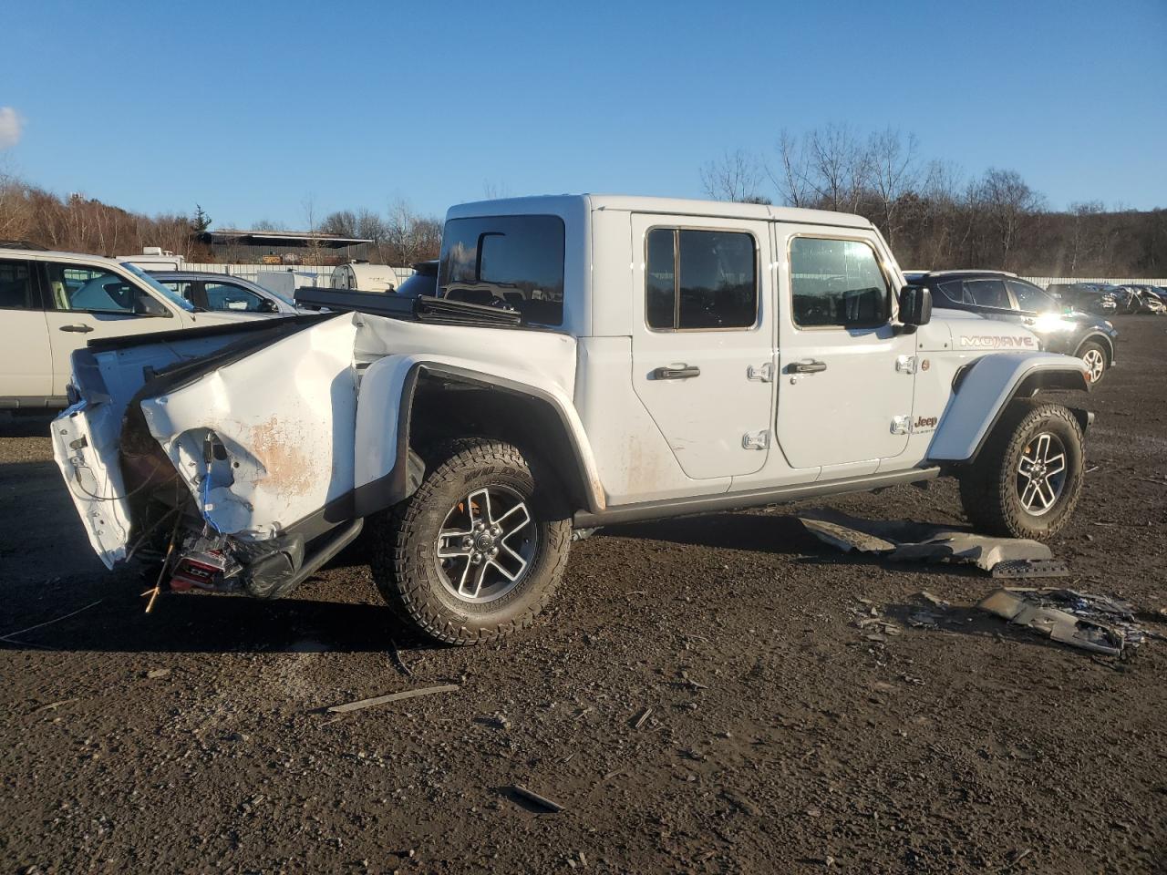 2024 JEEP GLADIATOR - Фото 3
