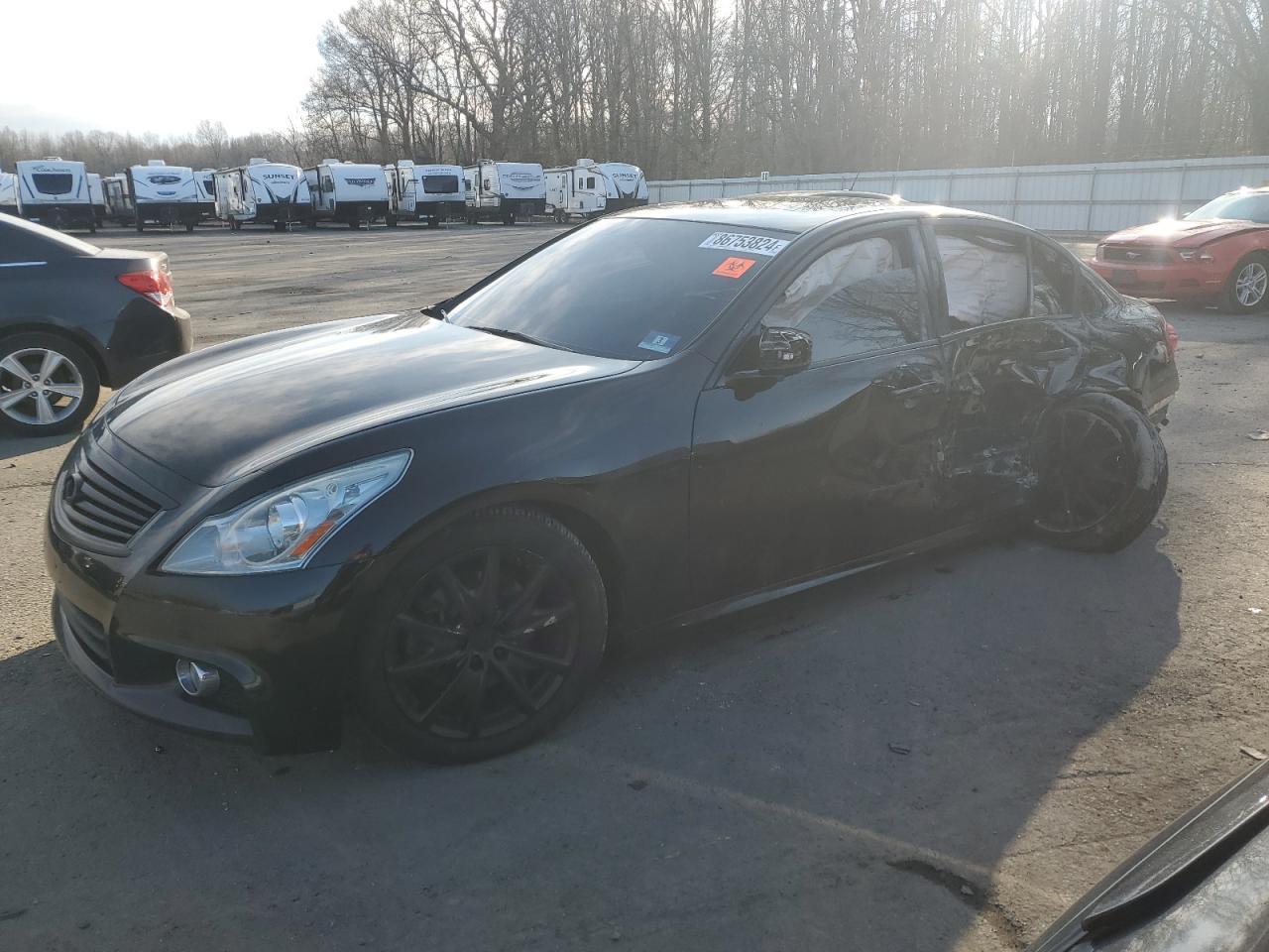 2013 INFINITI G37 car image