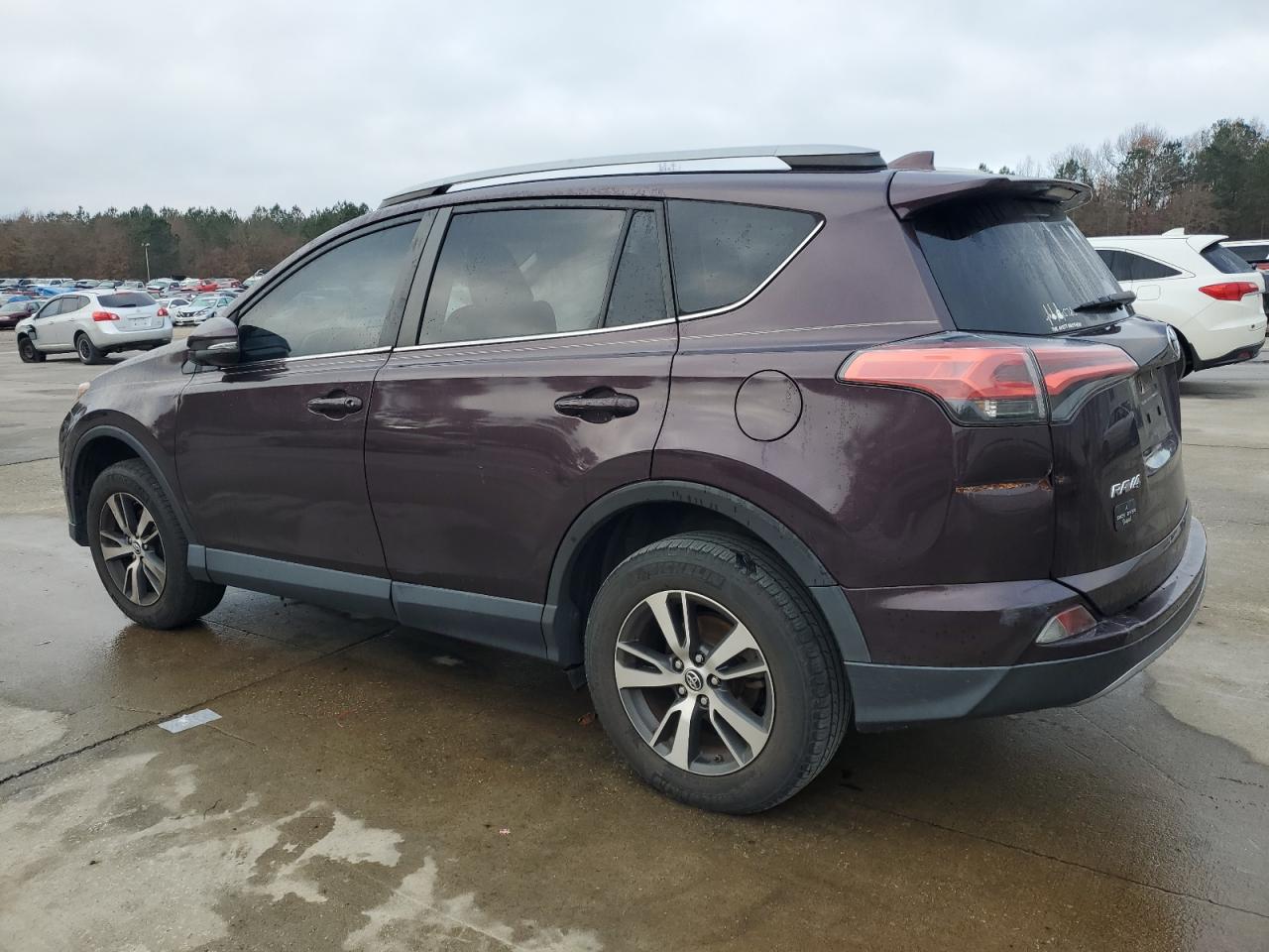 2017 TOYOTA RAV4 XLE - Image 2