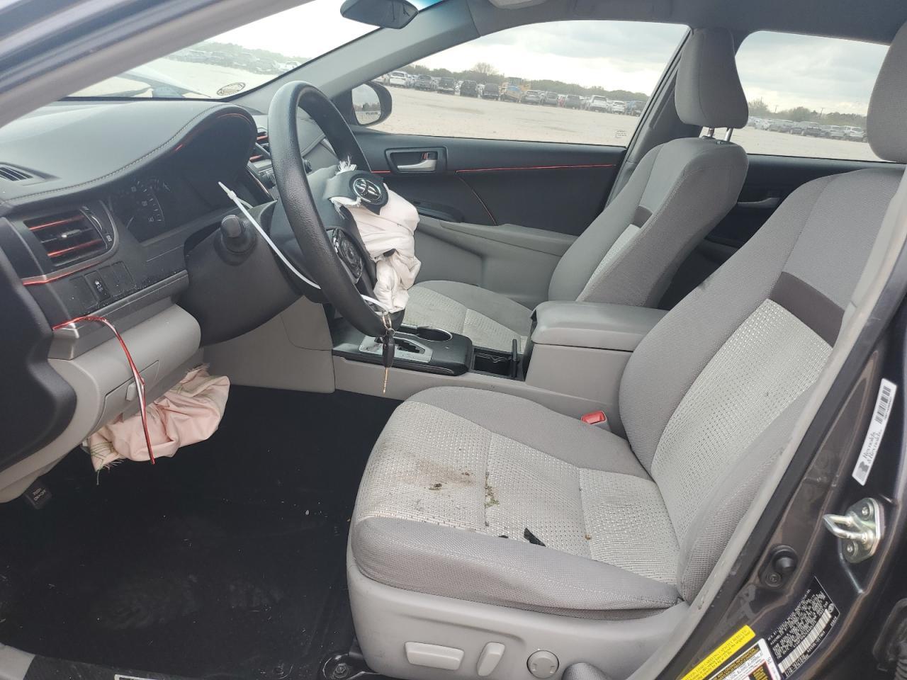 2014 TOYOTA CAMRY L - Image 7