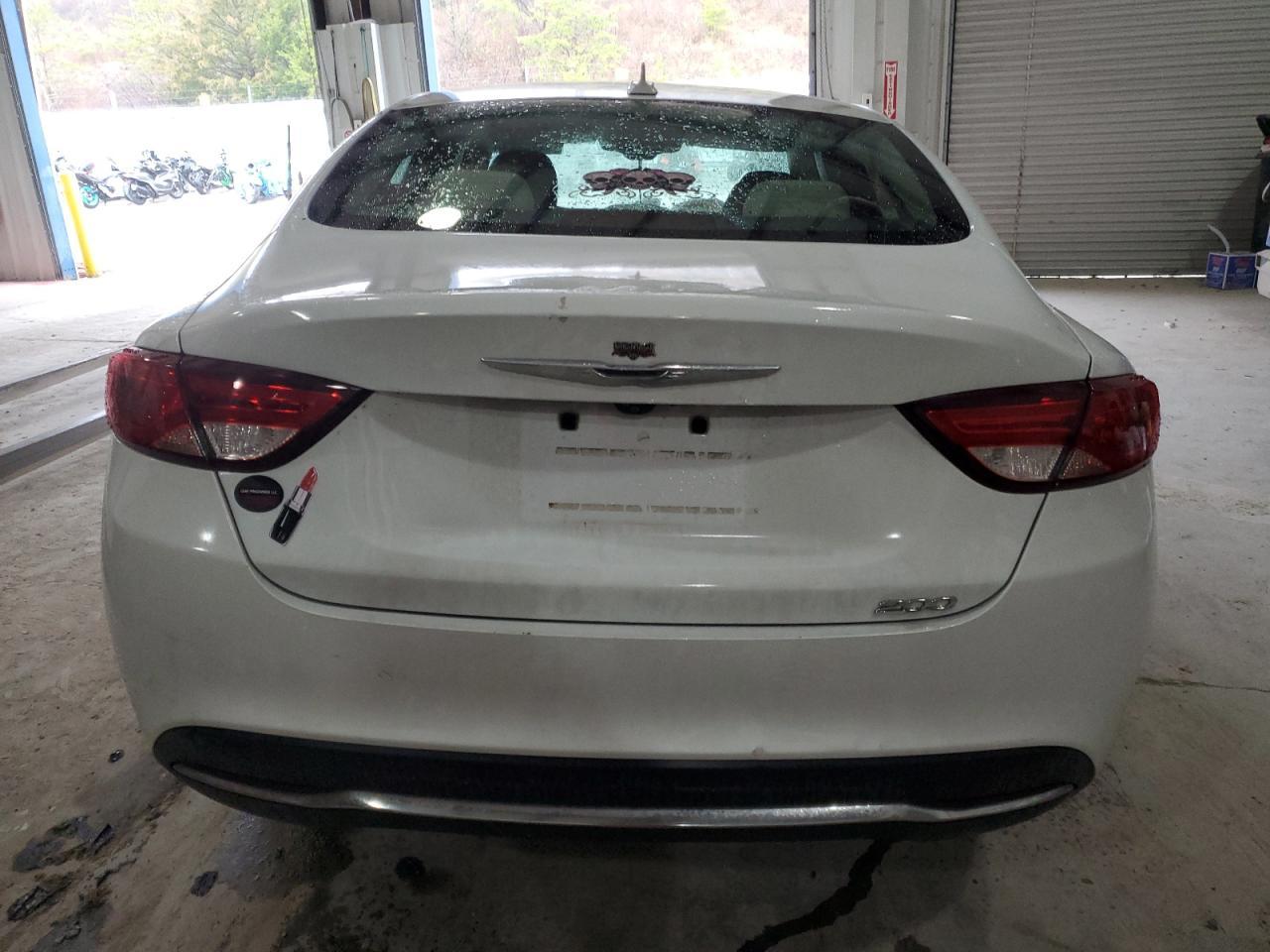 2015 CHRYSLER 200 LIMITE - Image 6