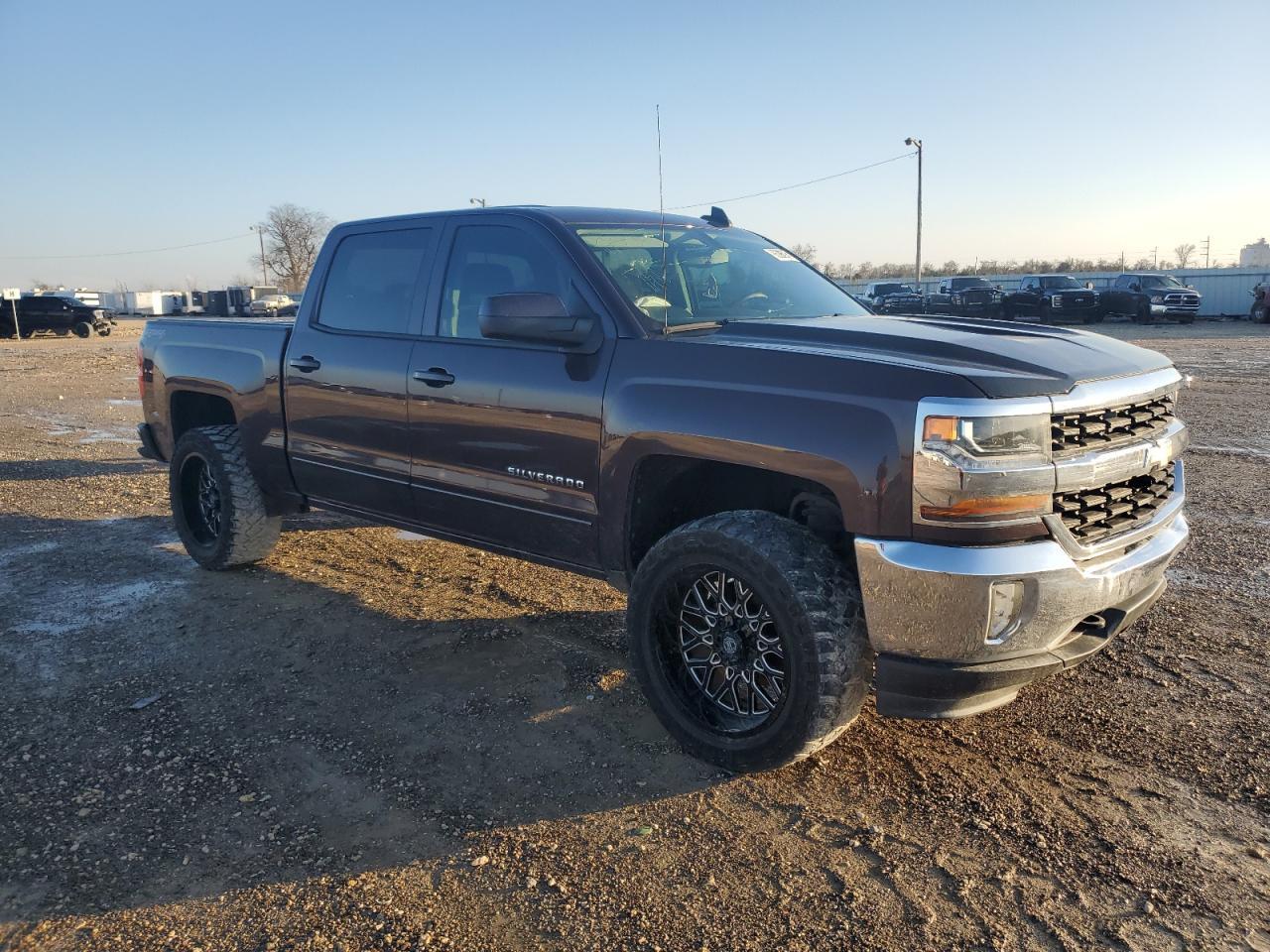 2016 CHEVROLET SILVERADO - Фото 4