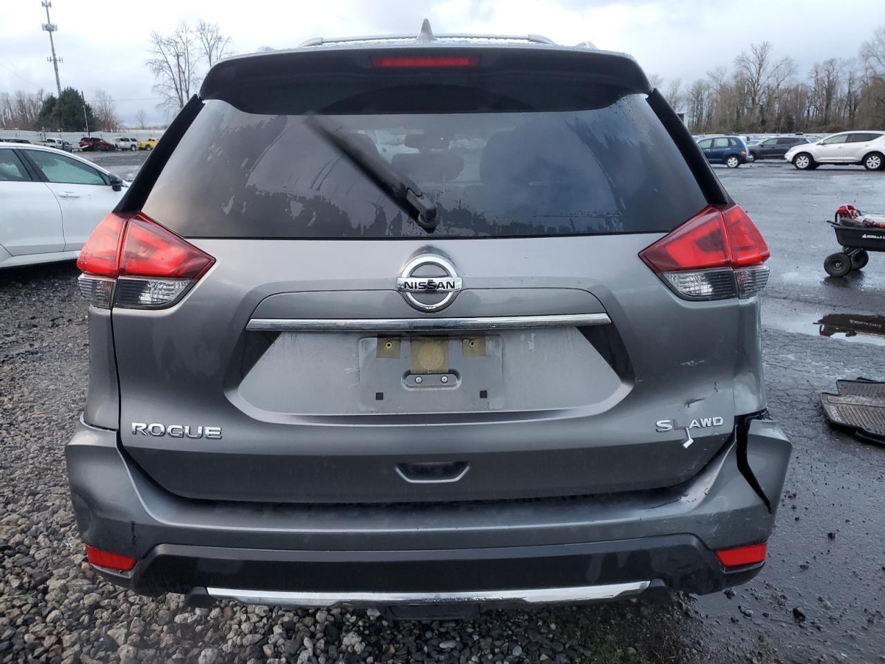 2017 NISSAN ROGUE S - Фото 6